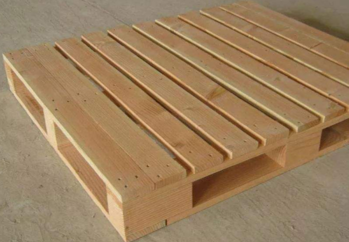 免熏蒸木托盤有哪些優勢？企業在選托盤時為何更青睞于它？